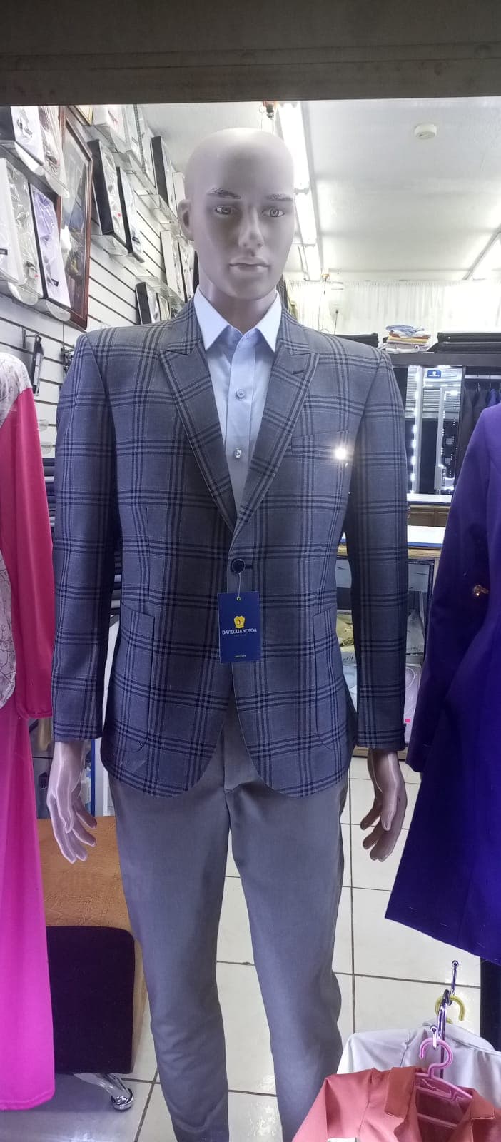 Saco a cuadros azul y gris